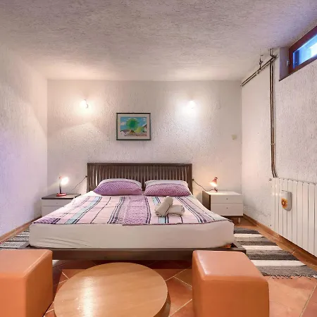 Jadranka - Rca554 By Interhome Muntic